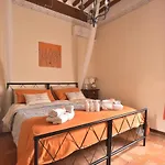 Il Giglio Bed & Breakfast 4*