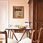 Il Giglio Bed & Breakfast 4*