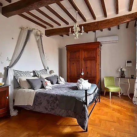 فندق مبيت وإفطار Il Giglio 4*